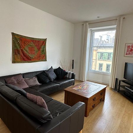 Comfy Two Bedroom Apartment Right In The City Centre Glasgow Bagian luar foto