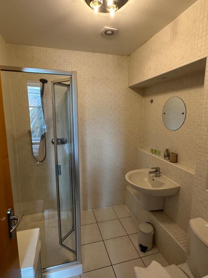 Comfy Two Bedroom Apartment Right In The City Centre Glasgow Bagian luar foto