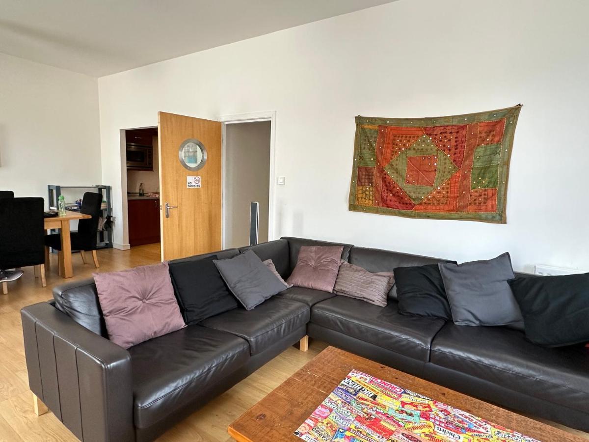 Comfy Two Bedroom Apartment Right In The City Centre Glasgow Bagian luar foto